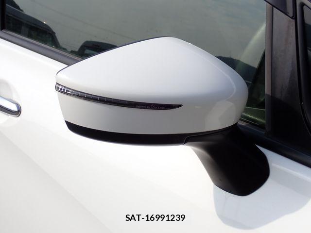 Nissan NOTE 2019-02 6910586-24