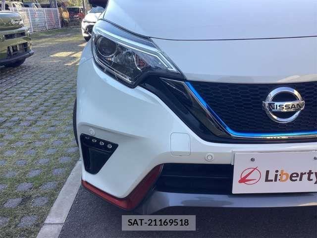 Nissan NOTE 2017-03 6910546-11