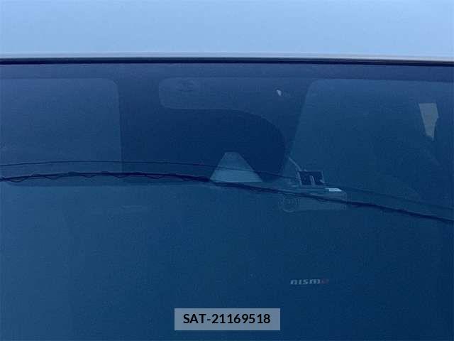 Nissan NOTE 2017-03 6910546-12