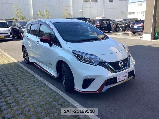 Nissan NOTE 2017-03 6910546-7