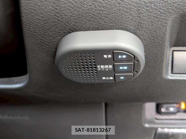 Nissan NOTE 2021-04 6910500-14