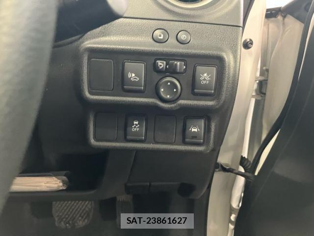 Nissan NOTE 2019-09 6910613-13