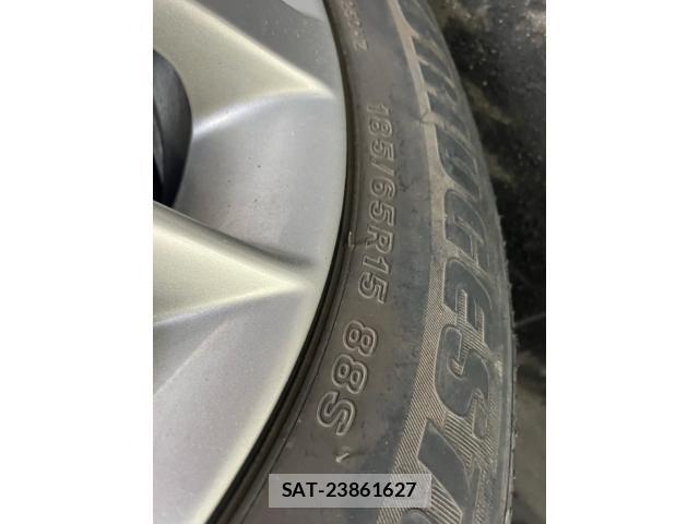 Nissan NOTE 2019-09 6910613-23