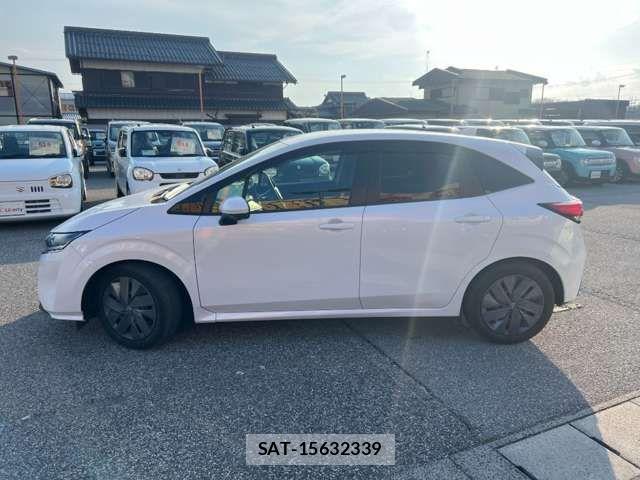 Nissan NOTE 2021-02 6910502-10