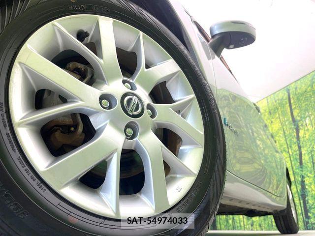 Nissan NOTE 2018-10 6910570-12