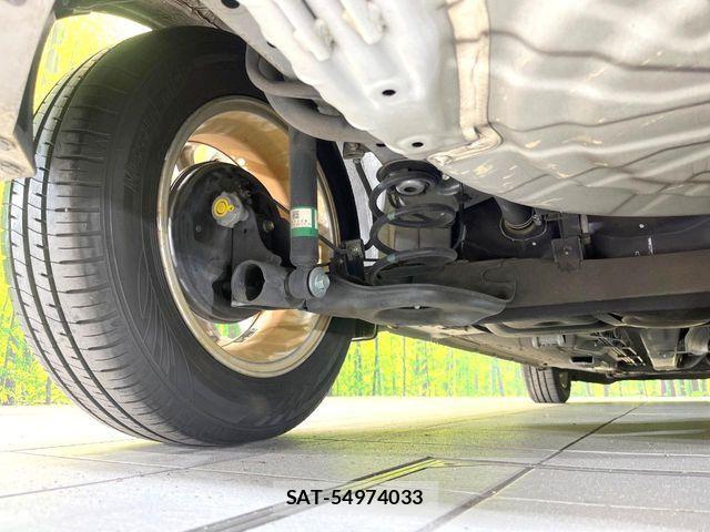 Nissan NOTE 2018-10 6910570-19