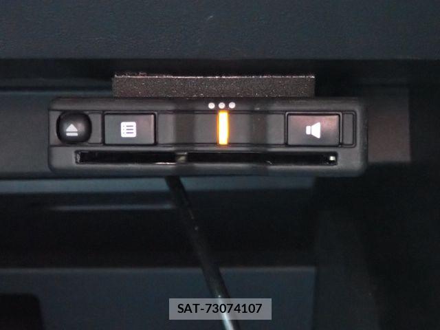 Nissan NOTE 2022-03 6910538-6