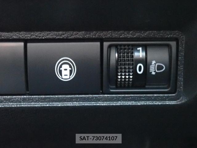 Nissan NOTE 2022-03 6910538-8