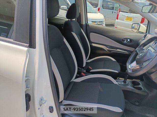 Nissan NOTE 2017-04 6910628-15