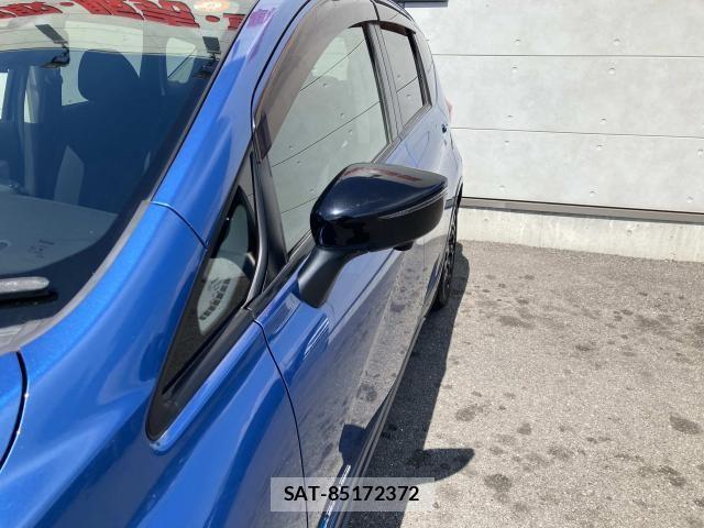 Nissan NOTE 2018-08 6910556-12