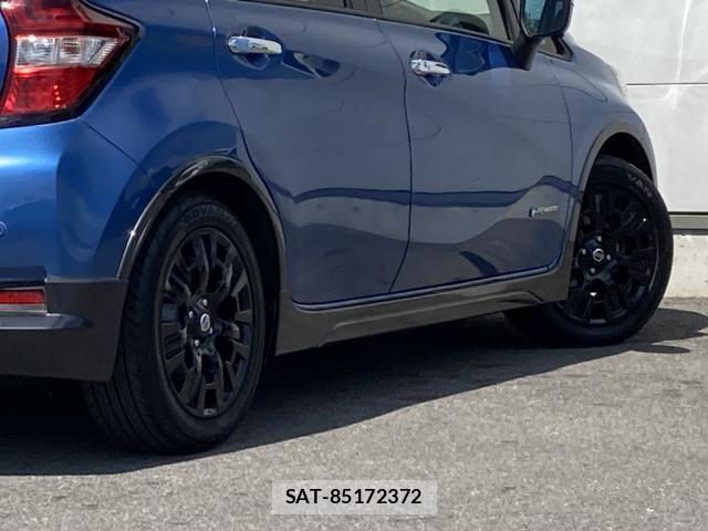 Nissan NOTE 2018-08 6910556-17