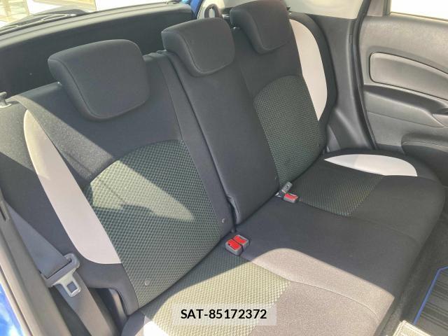 Nissan NOTE 2018-08 6910556-23