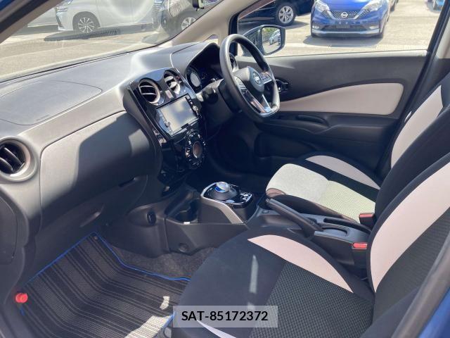 Nissan NOTE 2018-08 6910556-24
