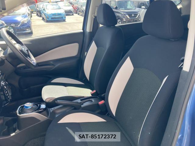Nissan NOTE 2018-08 6910556-25