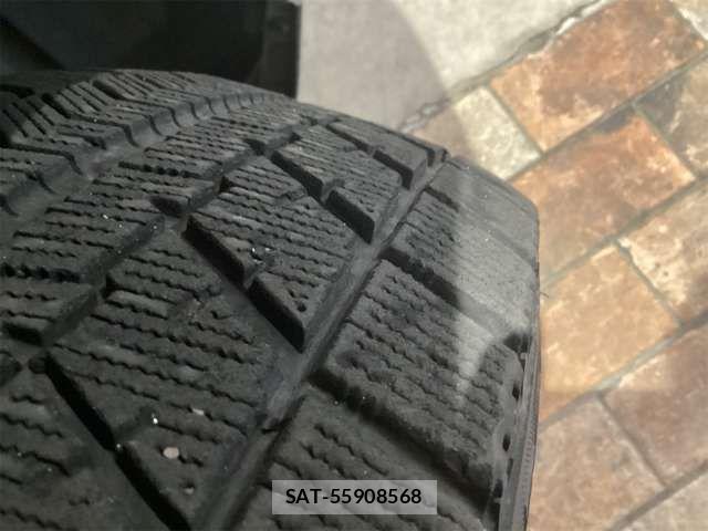 Nissan NOTE 2017-09 6910551-13