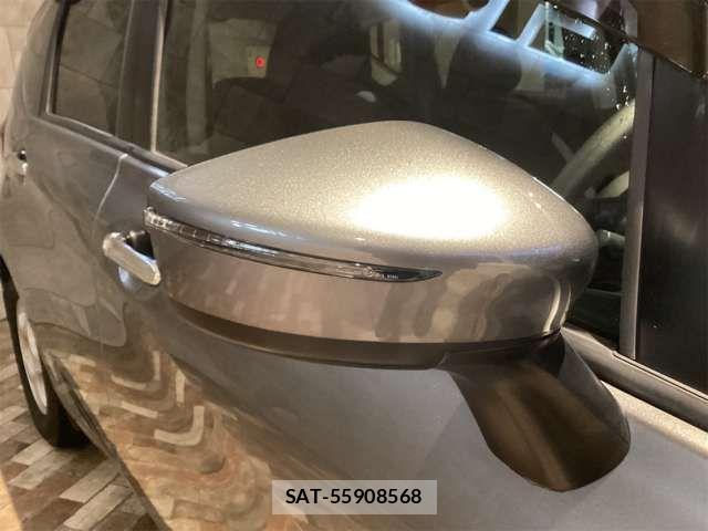 Nissan NOTE 2017-09 6910551-15