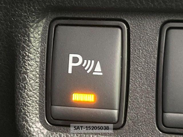Nissan NOTE 2019-03 6910577-5