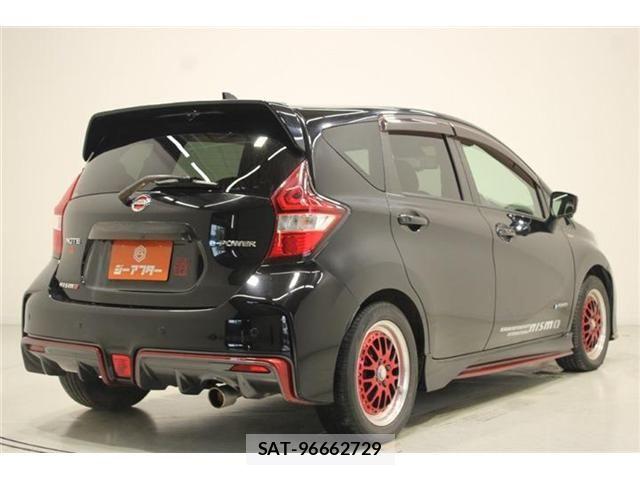 Nissan NOTE 2018-03 6910594-11