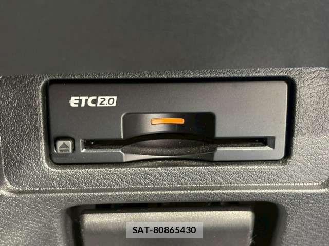 Nissan NOTE 2021-10 6910521-4