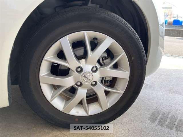 Nissan NOTE 2017-07 6910579-10