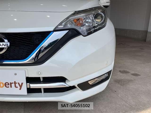 Nissan NOTE 2017-07 6910579-14
