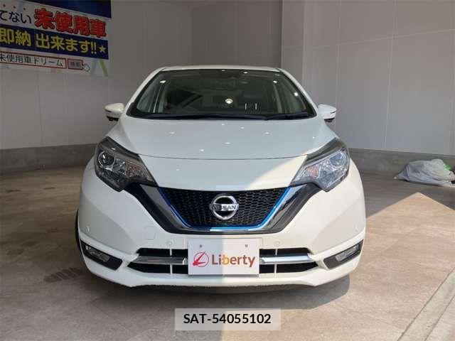 Nissan NOTE 2017-07 6910579-4