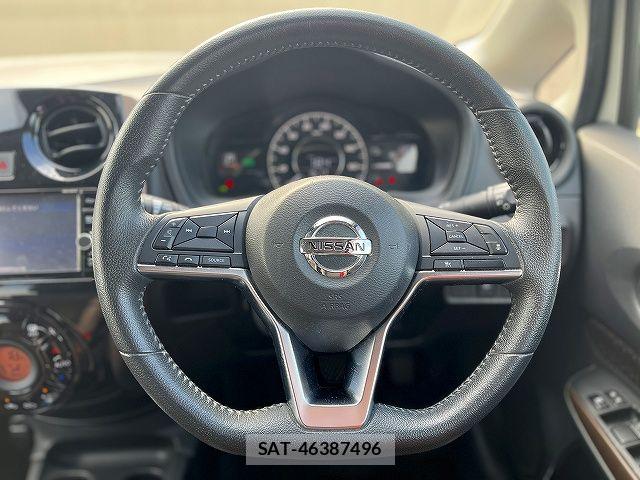Nissan NOTE 2019-04 6910558-13