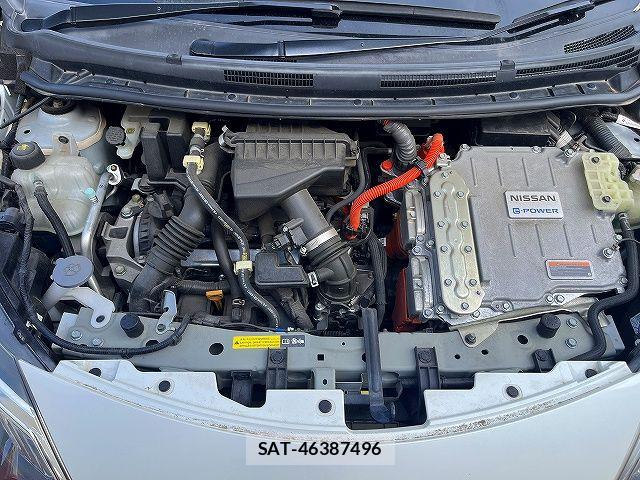 Nissan NOTE 2019-04 6910558-27