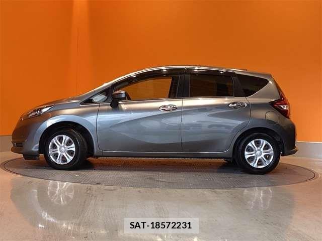Nissan NOTE 2017-08 6910608-6