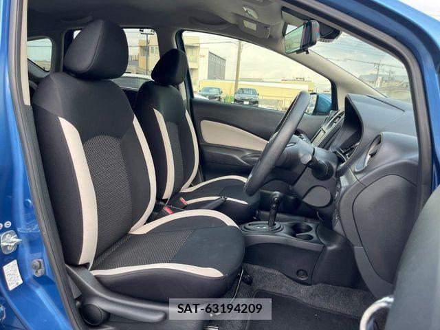 Nissan NOTE 2018-07 6910599-7