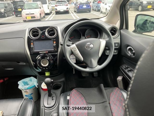 Nissan NOTE 2016-06 6910641-13