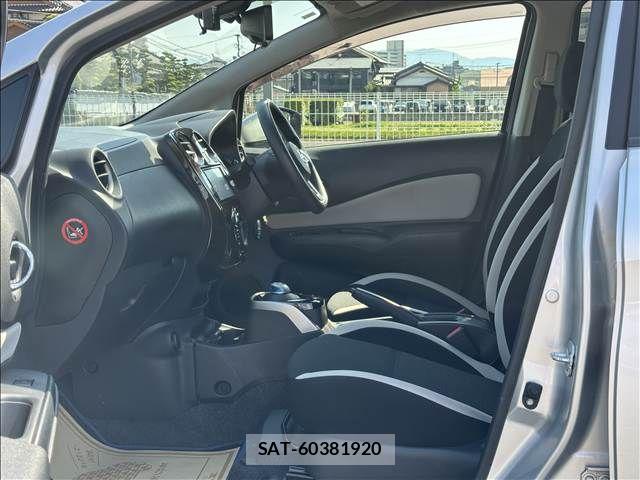 Nissan NOTE 2017-01 6910588-2