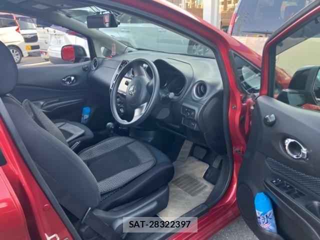 Nissan NOTE 2013-06 6996625-9