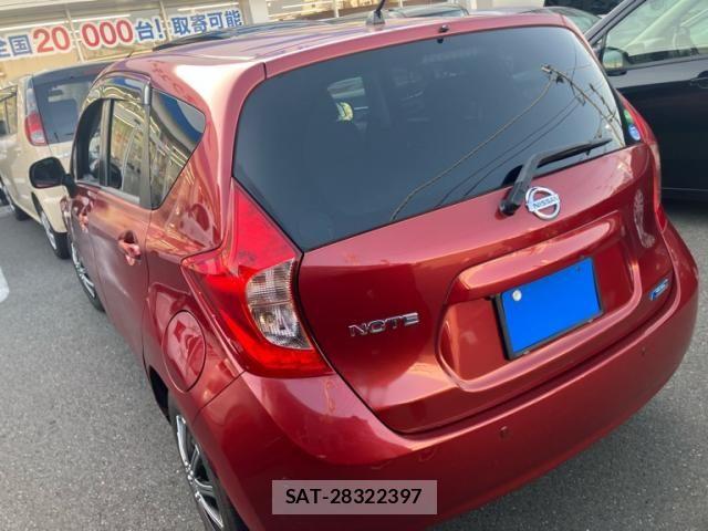 Nissan NOTE 2013-06 6996625-4