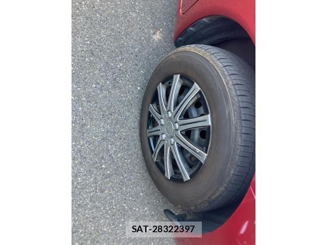 Nissan NOTE 2013-06 6996625-6