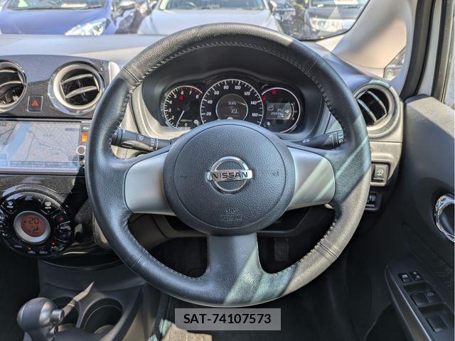 Nissan NOTE 2013-07 6996620-9