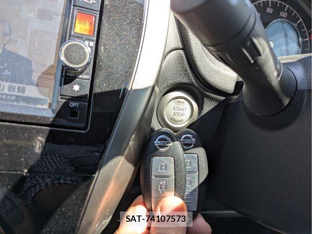 Nissan NOTE 2013-07 6996620-14