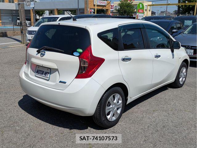 Nissan NOTE 2013-07 6996620-1