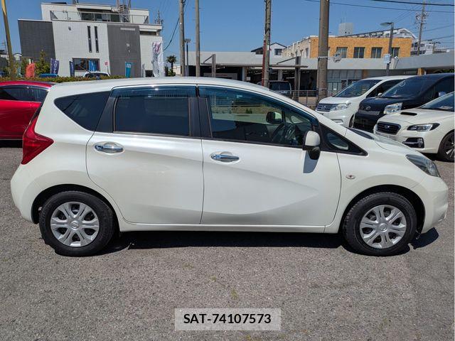Nissan NOTE 2013-07 6996620-21