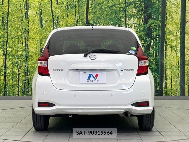 Nissan NOTE 2017-03 6996568-14