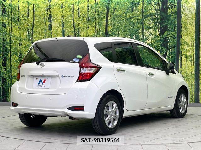 Nissan NOTE 2017-03 6996568-16