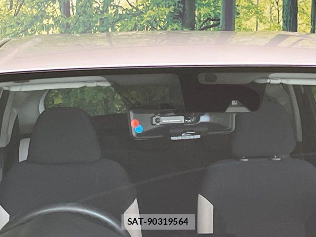 Nissan NOTE 2017-03 6996568-5