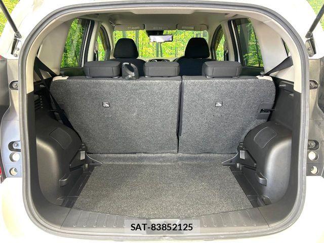 Nissan NOTE 2018-03 6996566-9