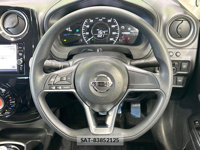 Nissan NOTE 2018-03 6996566-10