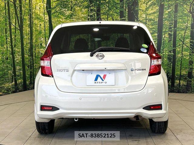 Nissan NOTE 2018-03 6996566-14