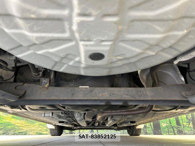 Nissan NOTE 2018-03 6996566-18