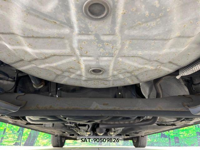 Nissan NOTE 2013-03 6996621-15