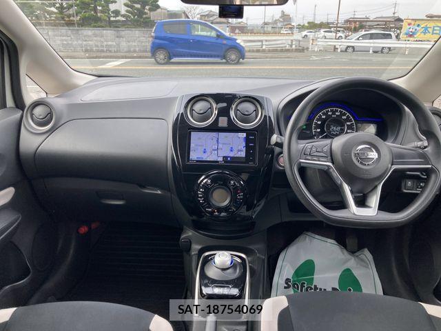 Nissan NOTE 2017-04 6996500-11