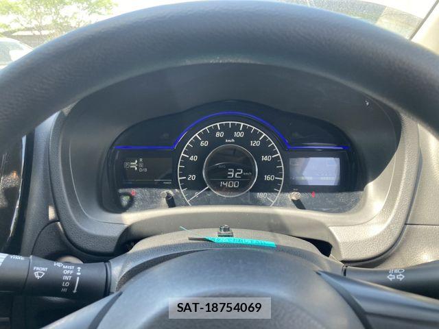 Nissan NOTE 2017-04 6996500-16