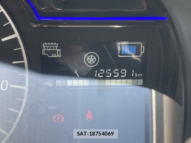 Nissan NOTE 2017-04 6996500-17
